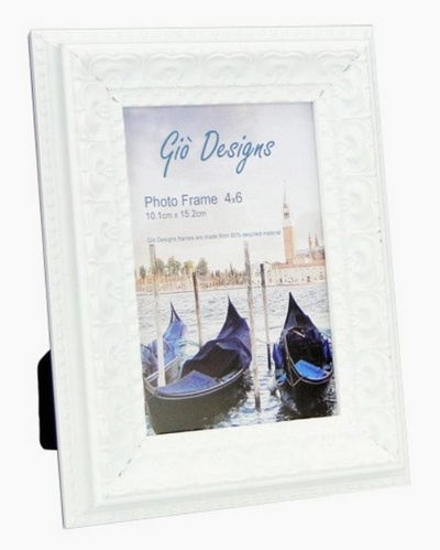 4 X 6 Photo Frame in a Baroque White Finish